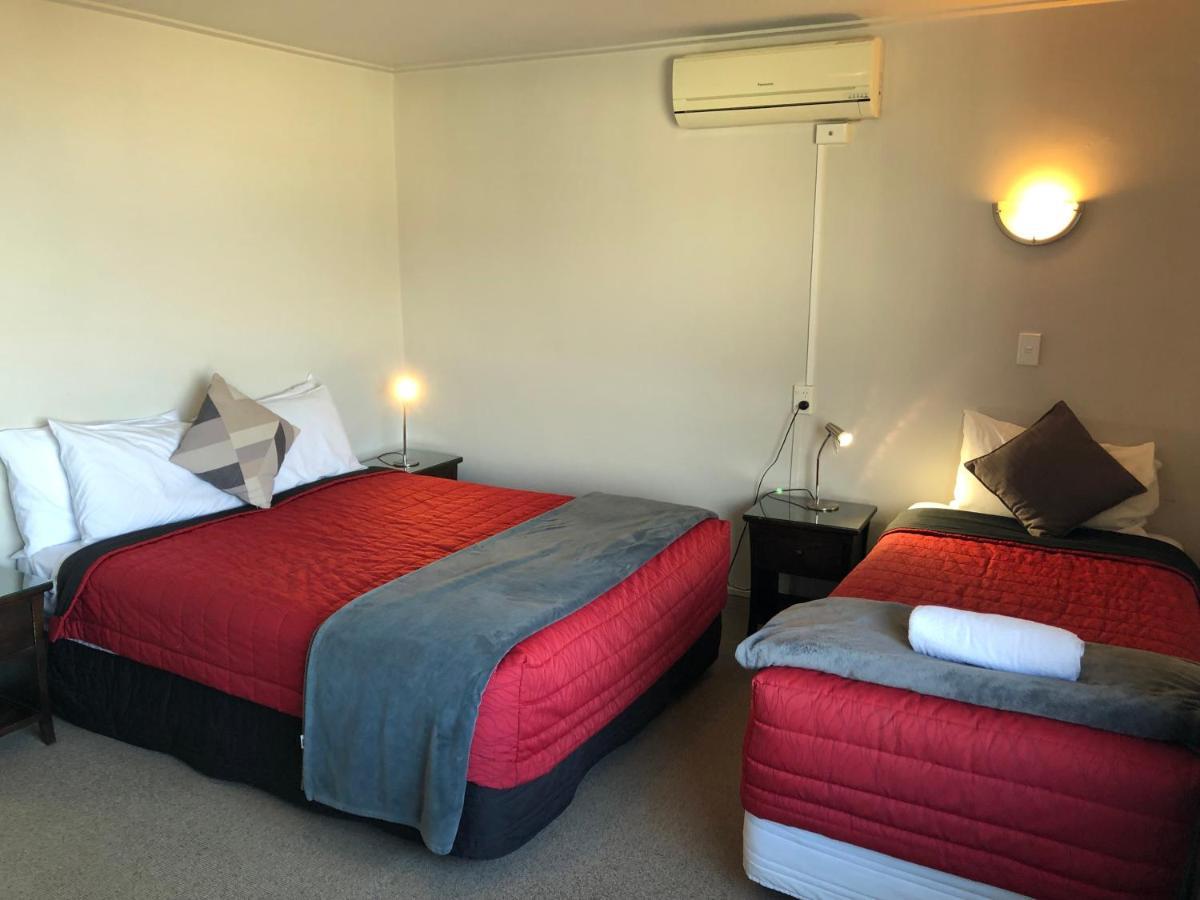 Absolute Lake View Motel Taupo Exterior photo