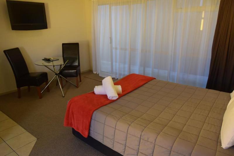 Absolute Lake View Motel Taupo Exterior photo