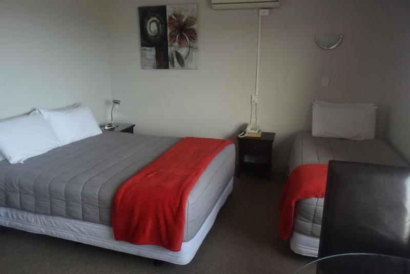 Absolute Lake View Motel Taupo Exterior photo