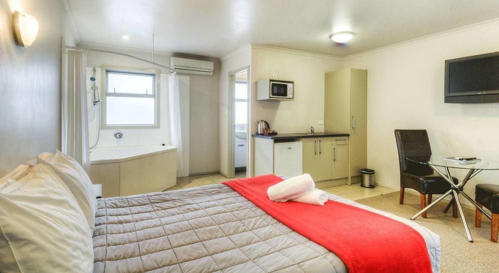 Absolute Lake View Motel Taupo Exterior photo